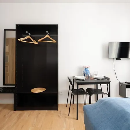 Cozy Studio Kwiatowa Poznan By Noclegi Renters Eksteriør bilde