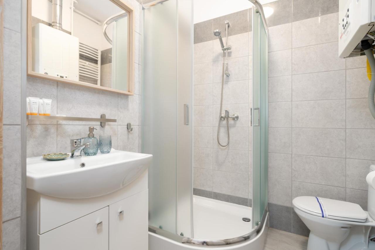 Cozy Kwiatowa By Renters * Poznan