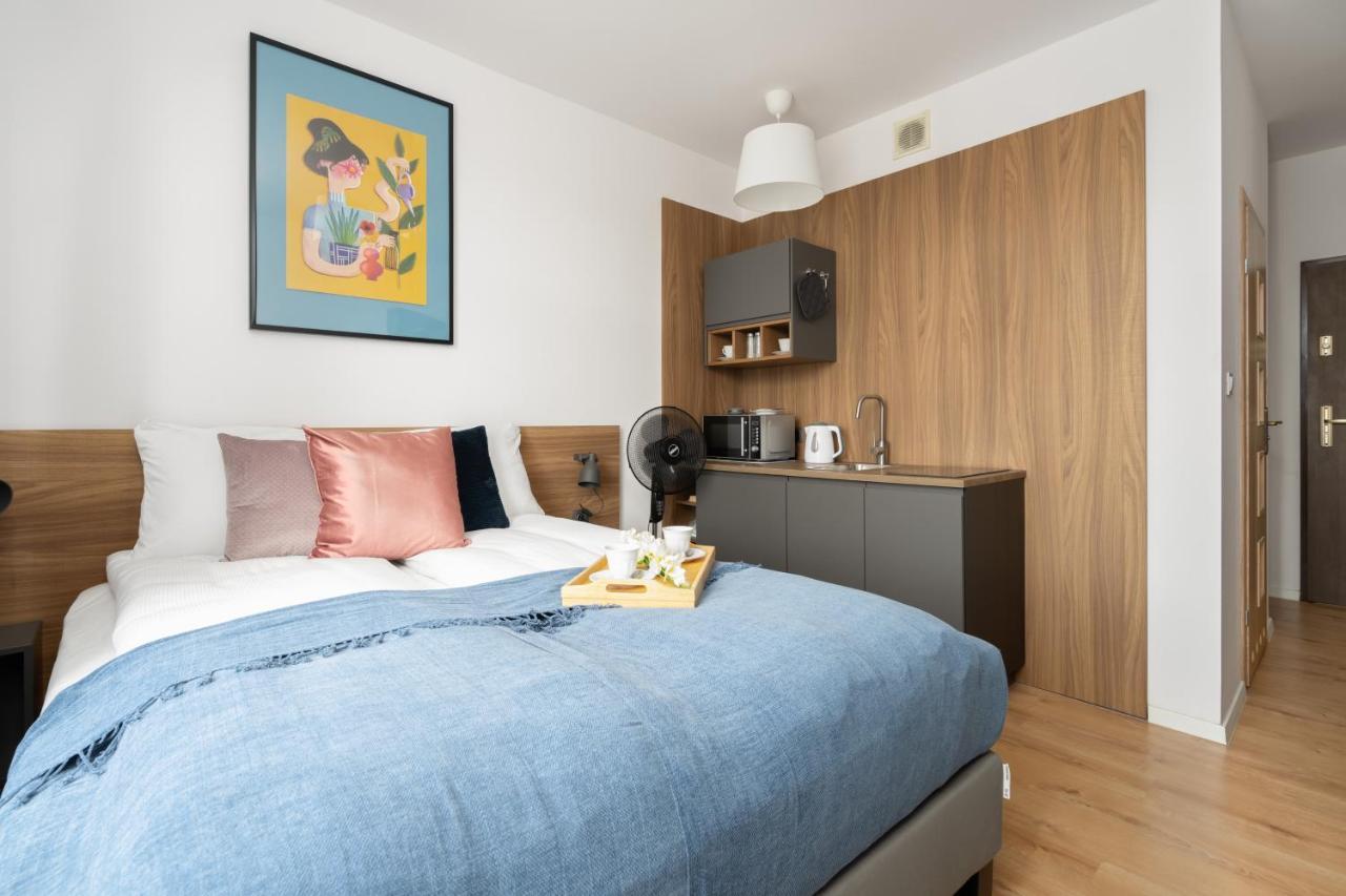 Apartment Cozy Kwiatowa By Renters Poznan